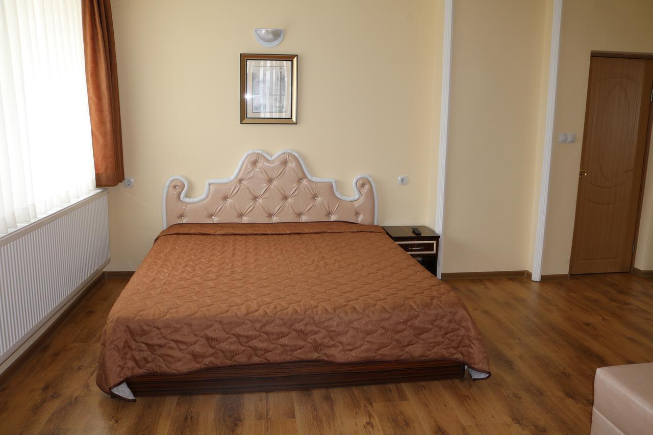 Hotel Arda Kŭrdzhali Extérieur photo