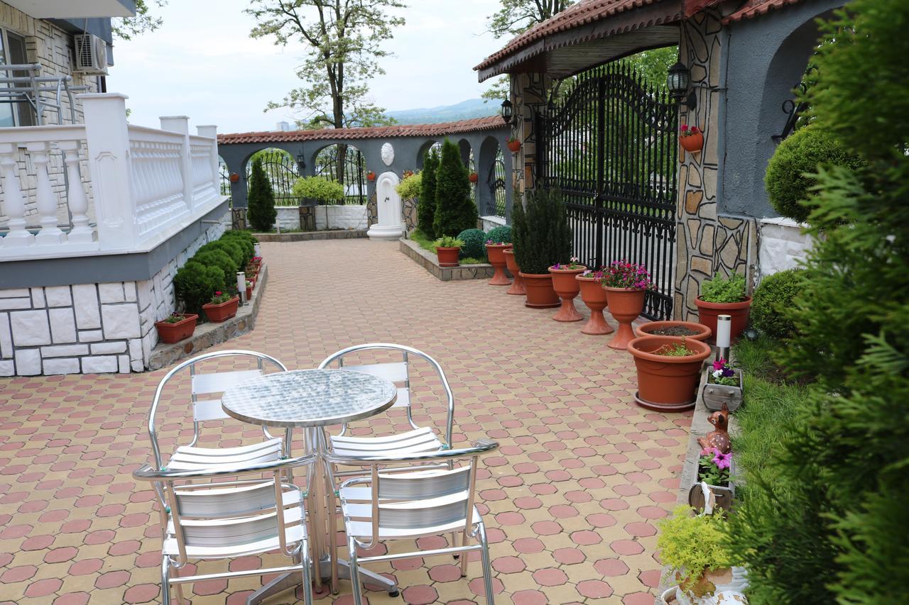 Hotel Arda Kŭrdzhali Extérieur photo