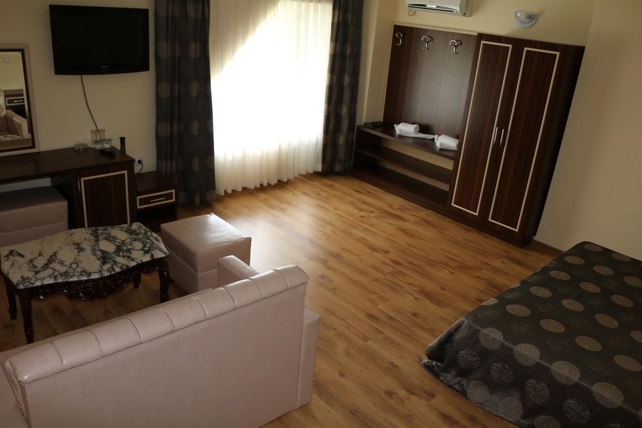 Hotel Arda Kŭrdzhali Extérieur photo